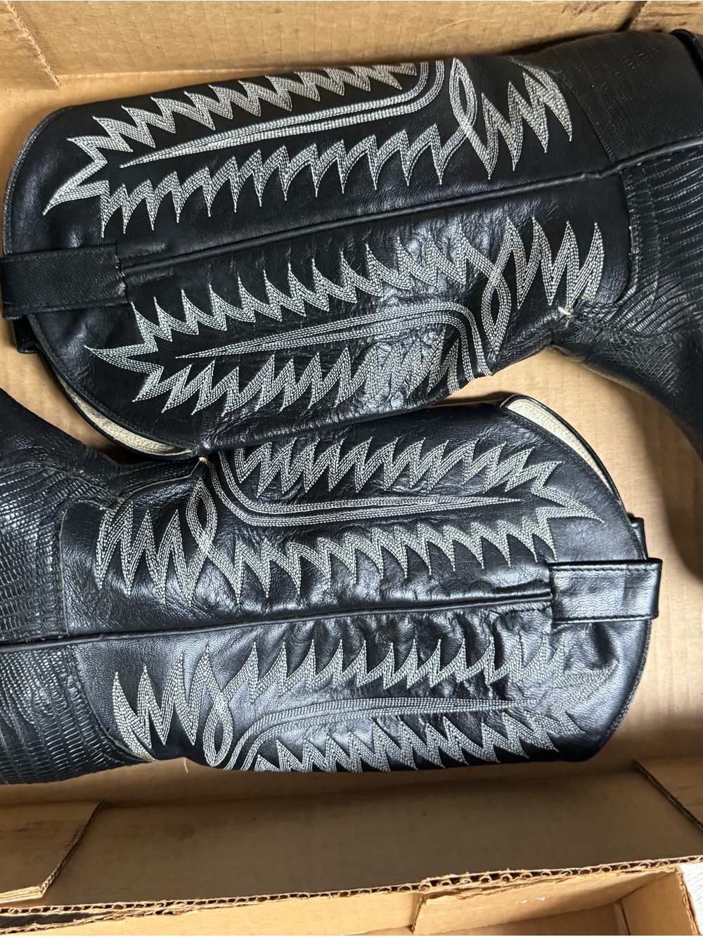 Durango Black Leather Western Heeled Boots with Silver Stitching